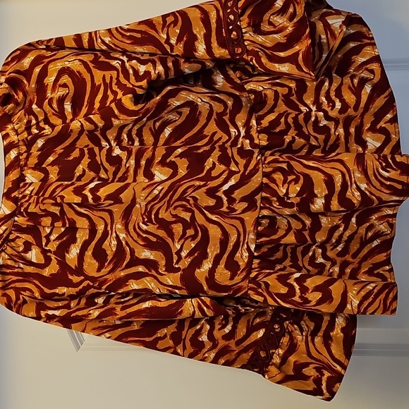 NWT Jodifl Women's Top in Red and Gold Size Small - Picture 2 of 8